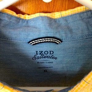 Like new Izod button down